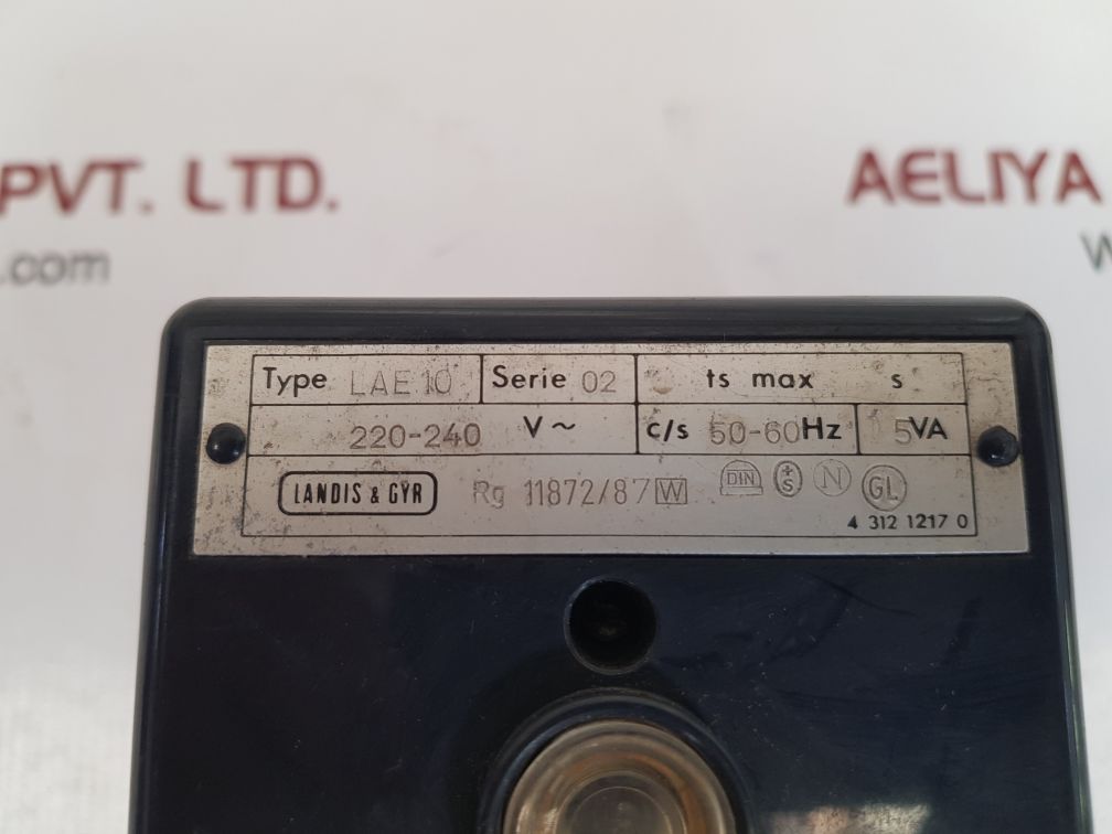 LANDIS & GYR LAE 10 BURNER CONTROLLER