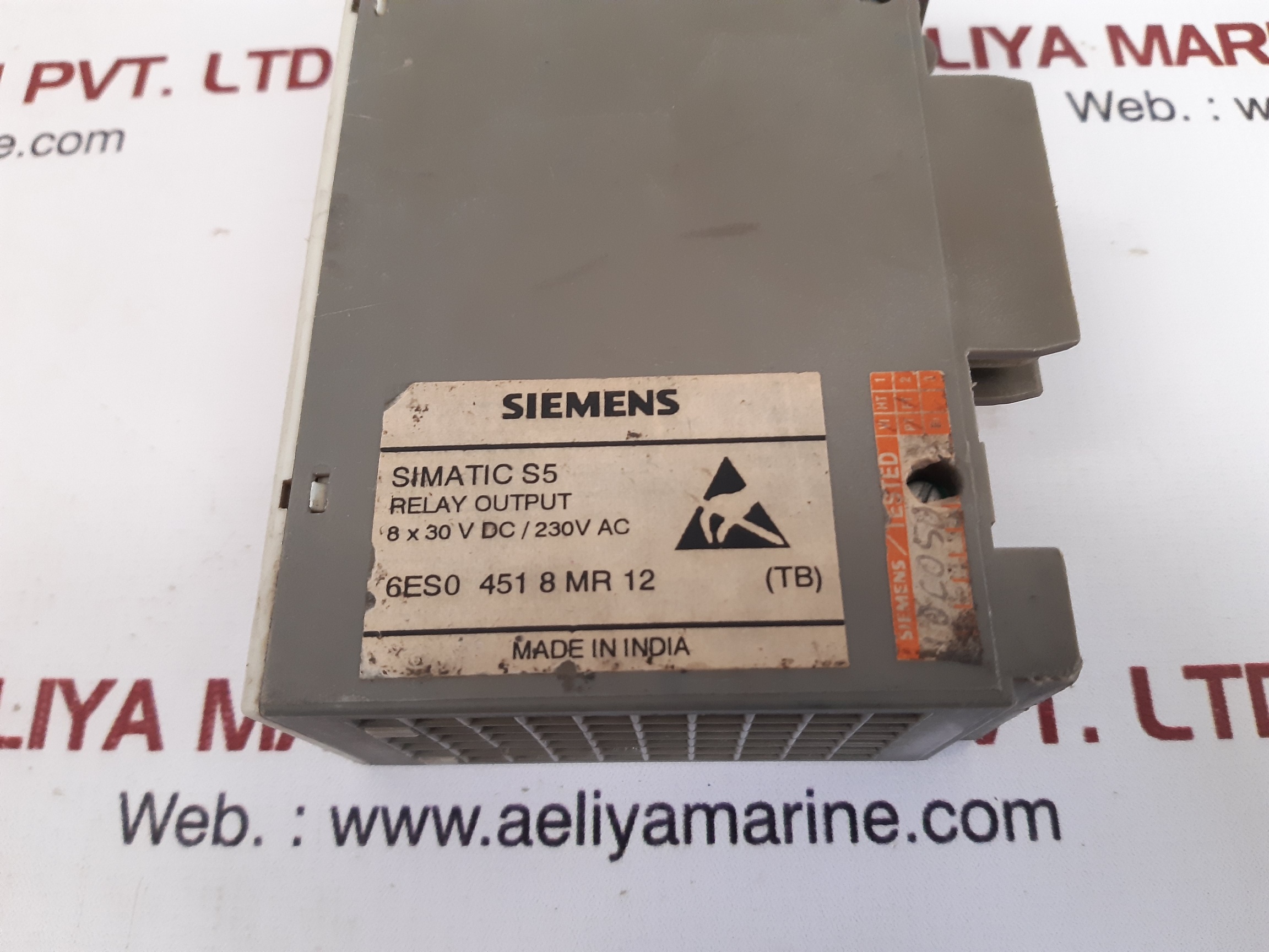 SIEMENS 6ES0 451 8 MR 12 OUTPUT MODULE