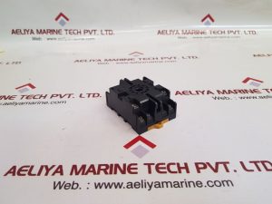 OMRON P2CF-11 RELAY SOCKET
