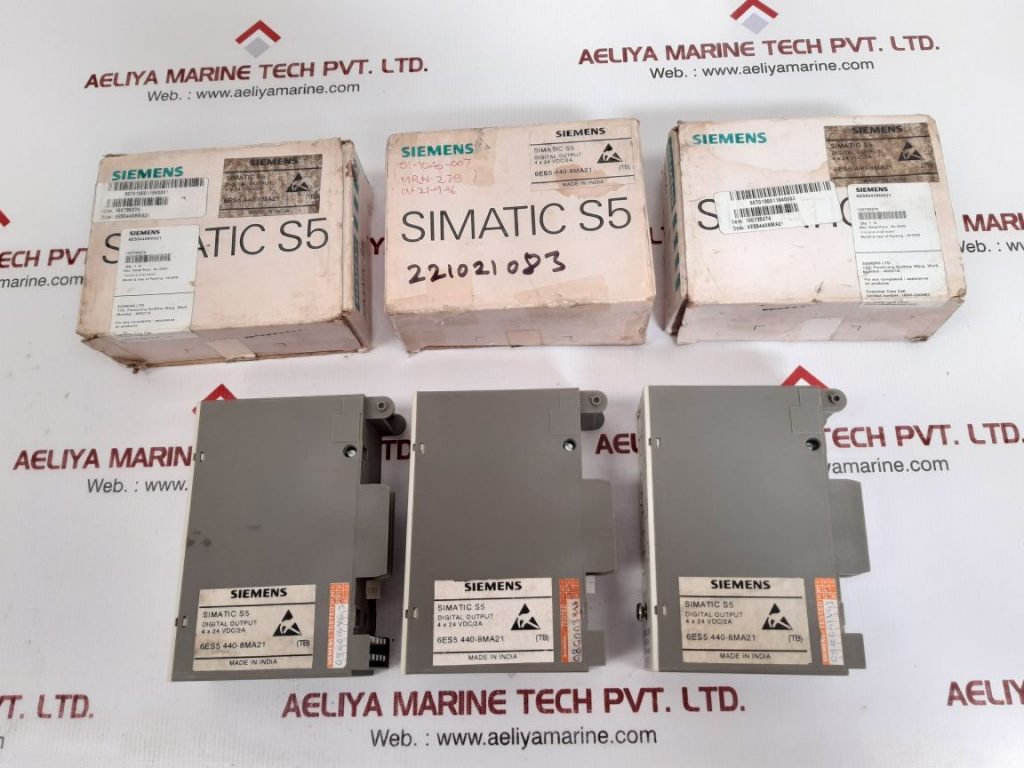 SIEMENS SIMATIC S5 6ES5 440-8MA21 DIGITAL OUTPUT MODULE