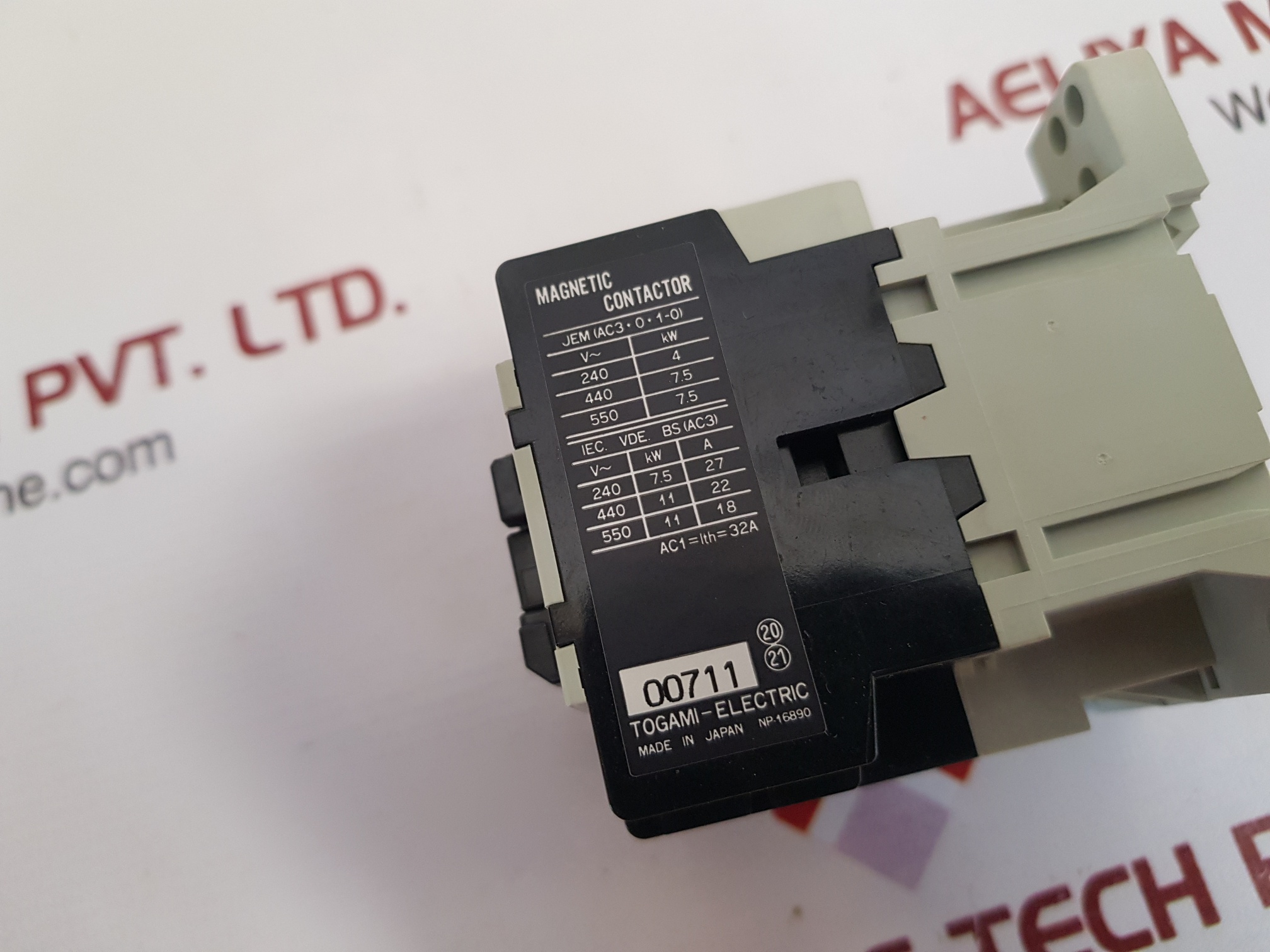 TOGAMI ELECTRIC PAK-21J MAGNETIC CONTACTOR