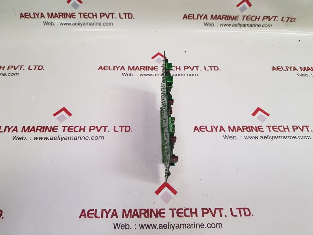 AQUA SIGNAL 93424-006-1 PCB CARD