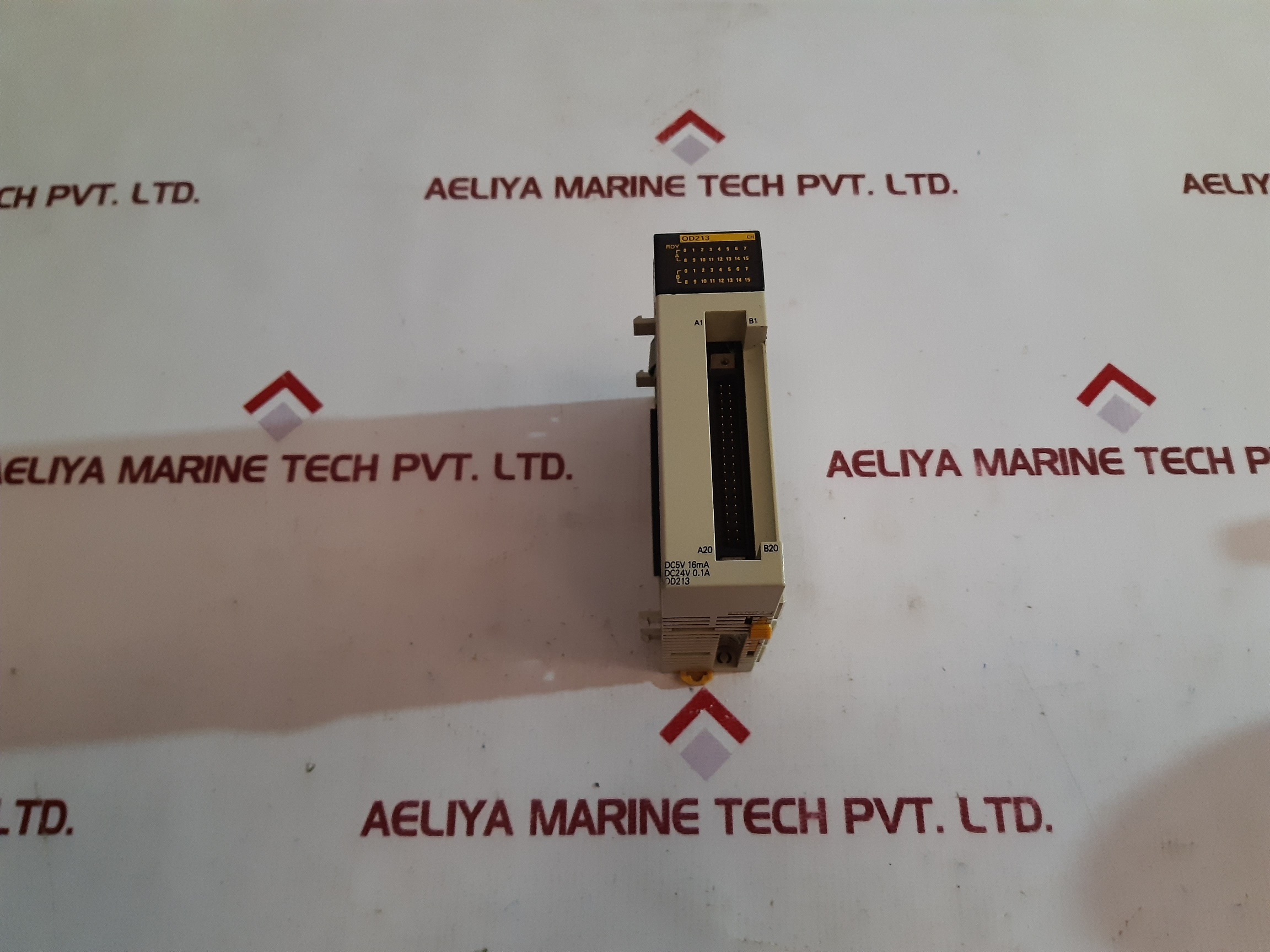 OMRON CQM1-OD213 TRANSISTOR OUTPUT UNIT