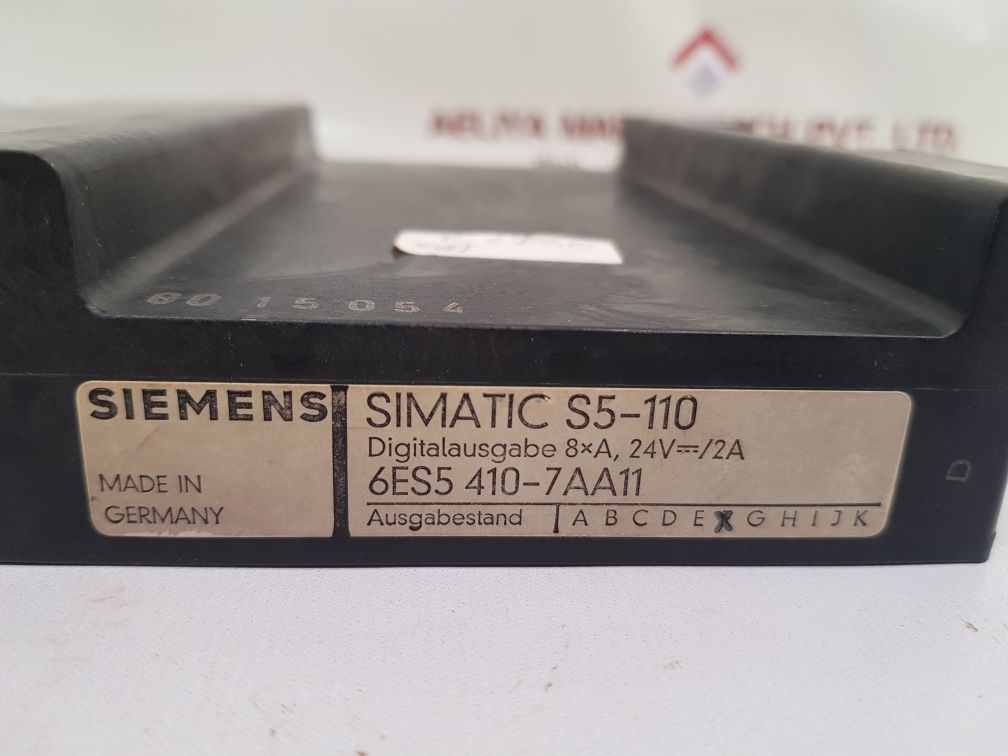 SIEMENS SIMATIC S5-110 OUTPUT MODULE 6ES5 410-7AA11