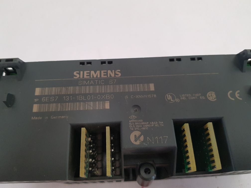SIEMENS SIMATIC S7 DIGITAL INPUT BLOCK 6ES7 131-1BL01-0XB0