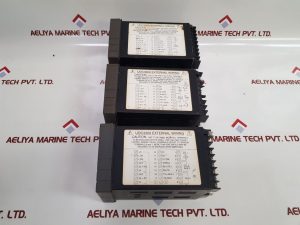 HONEYWELL DC330B-EE-000-22-000000-00-0 TEMPERATURE CONTROLLER