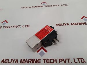 DANFOSS MBC 5100 PRESSURE CONTROL SWITCH 061B100866