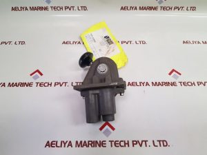 REXROTH R431005012 4-WAY DIRECTIONAL VALVE