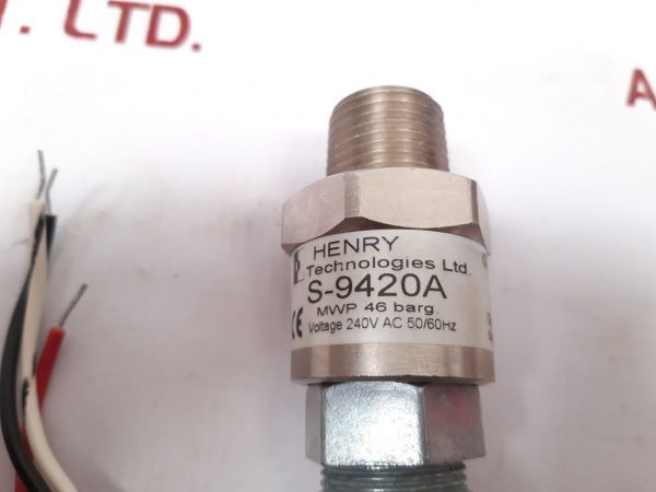 HENRY S-9420A LEVEL SWITCH S-9400