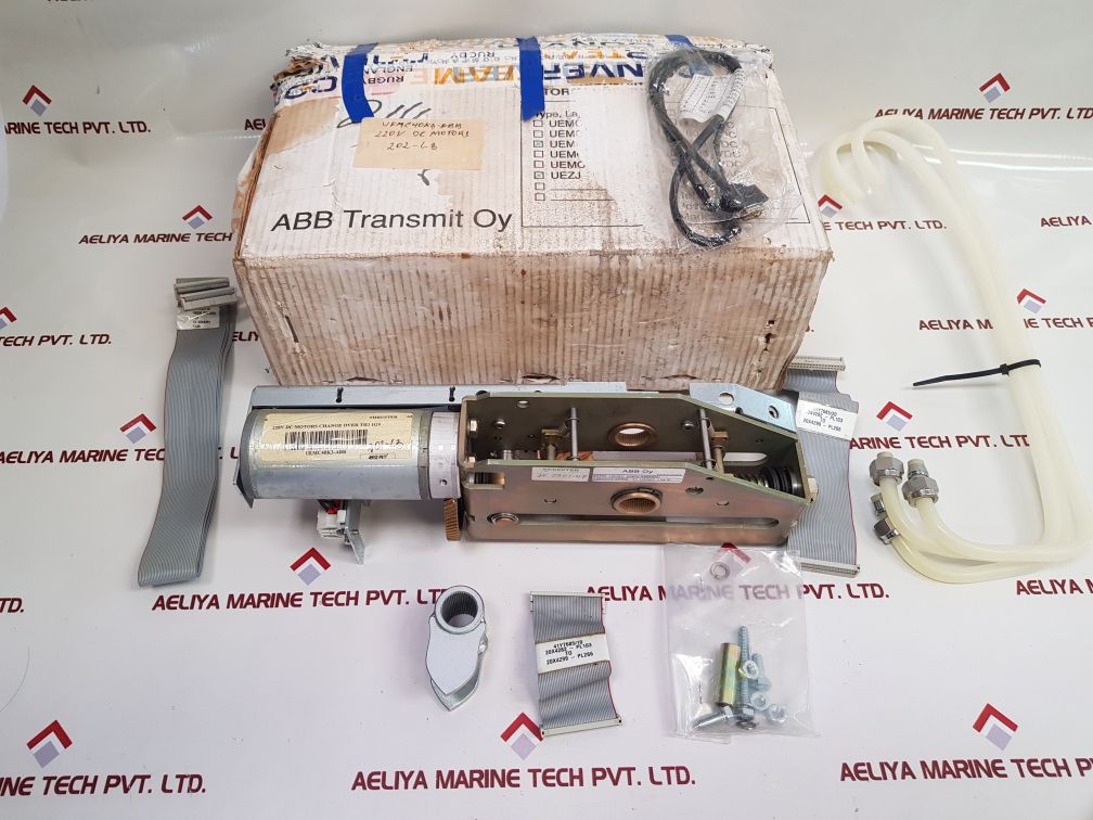 ABB UEMC 40K3-220VDC