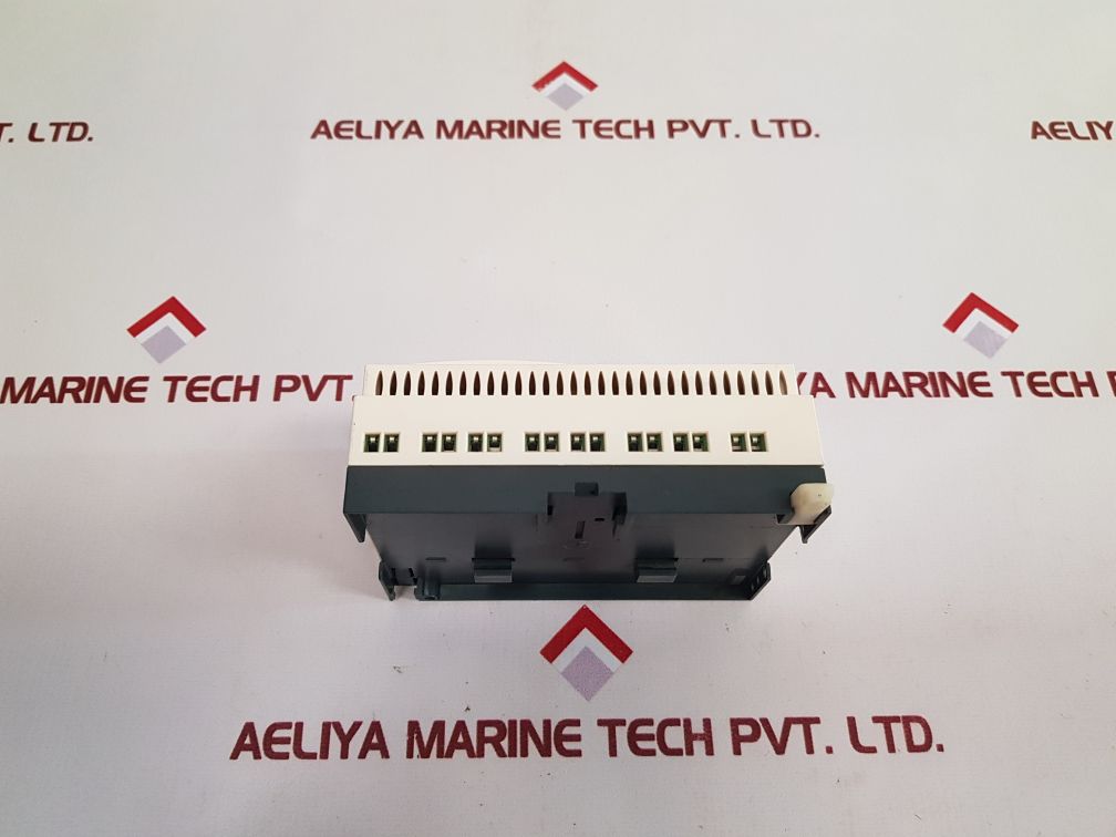 TELEMECANIQUE SCHNEIDER ELECTRIC SR2 D201BD OUTPUT RELAY