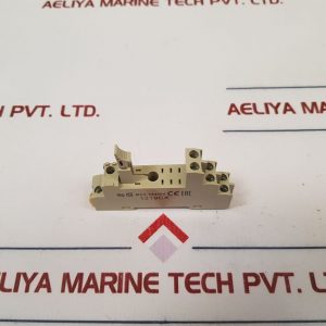 OMRON P2RF-08-E RELAY SOCKET