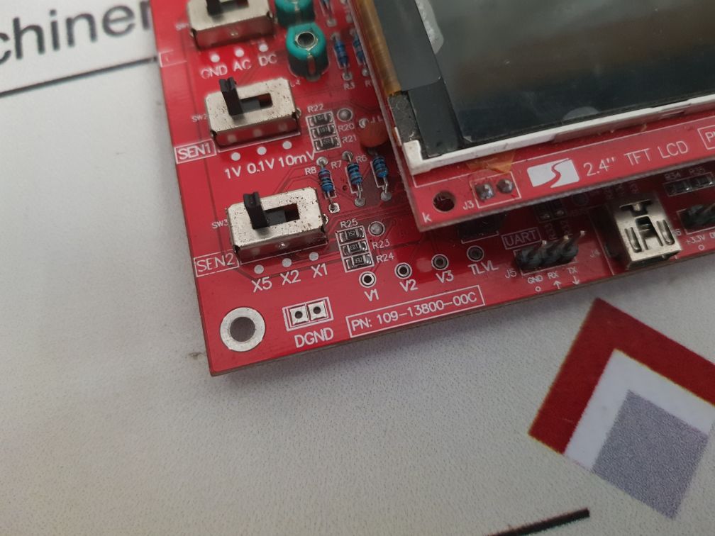 DIGITAL OSCILLOSCOPE 109-13800-00C