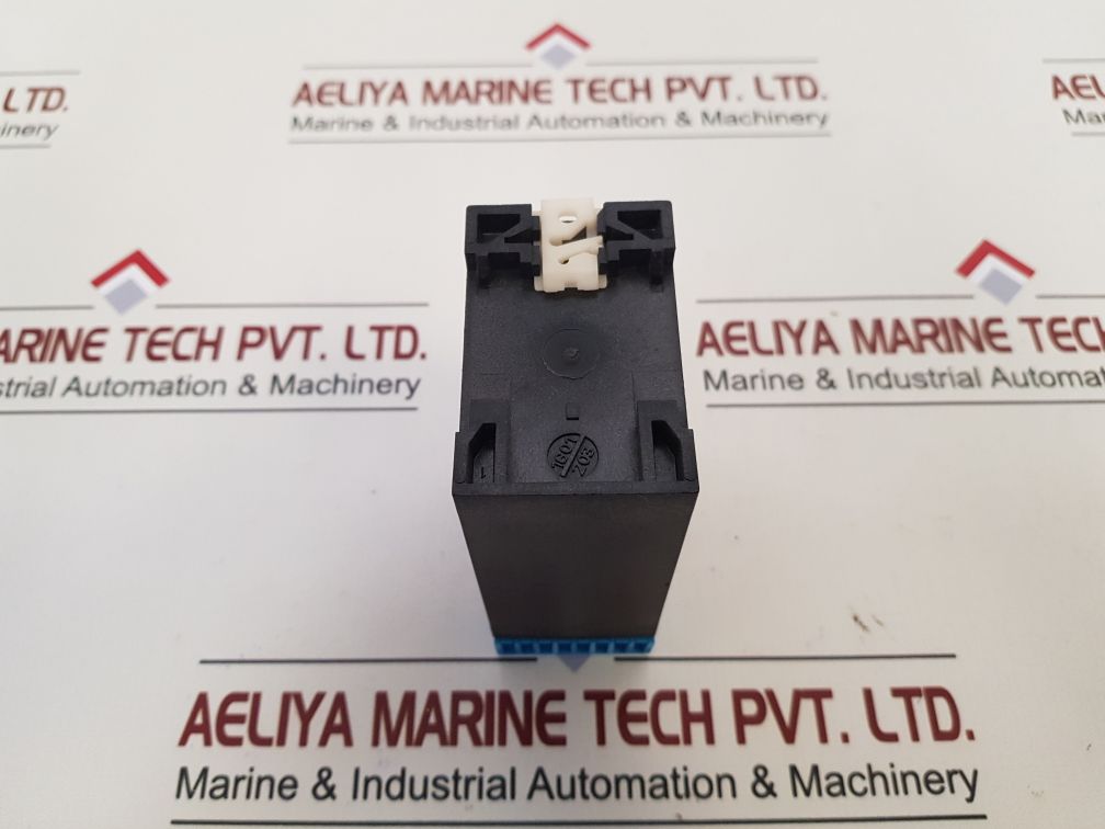 DUELCO NST-8 EMERGENCY STOP RELAY 42032248