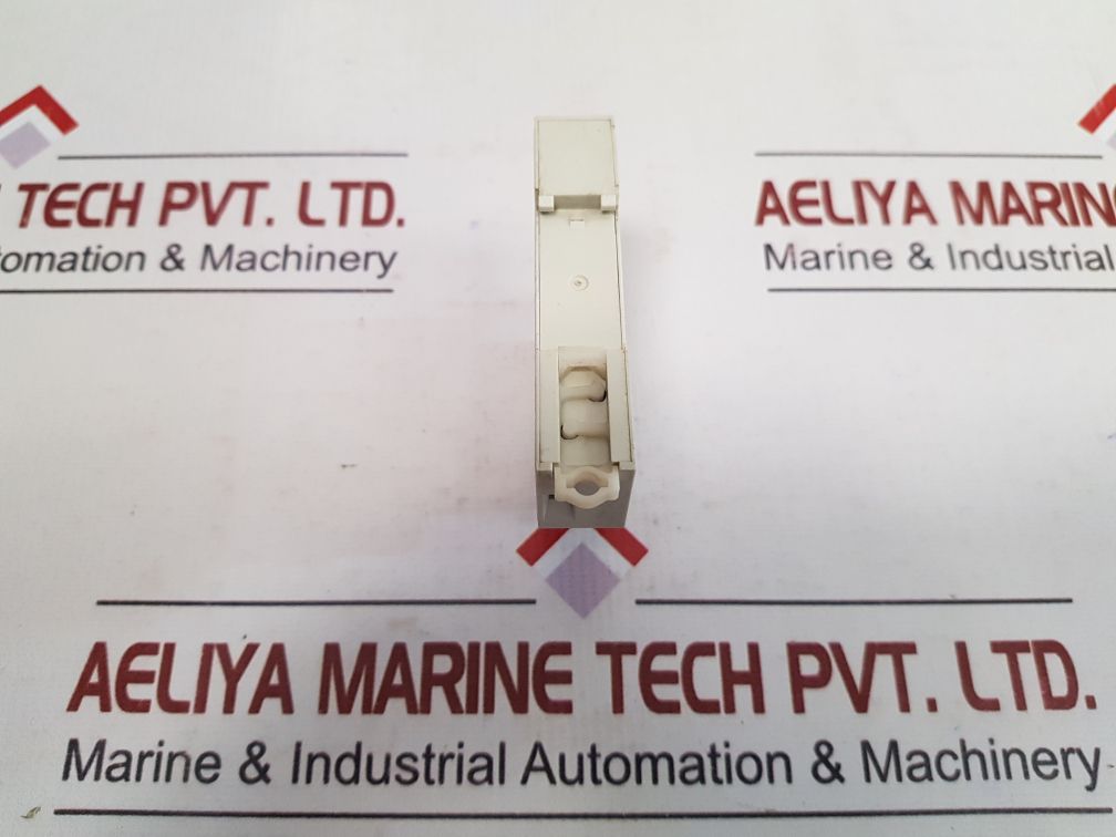 FINDER 80.11.0.240.0000 TIME RELAY