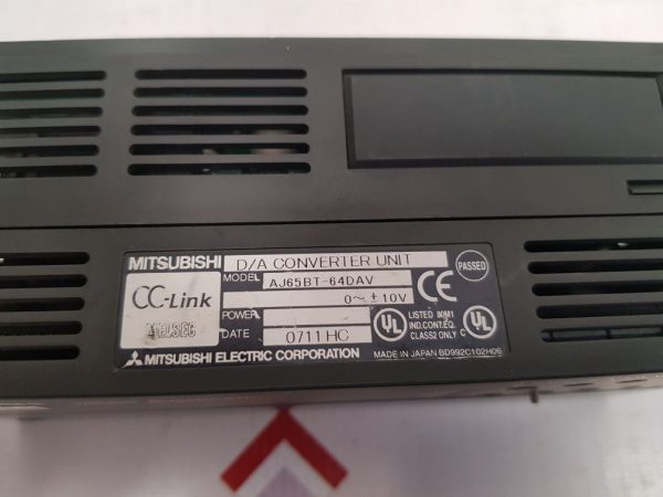 MITSUBISHI MELSEC CC-LINK AJ65BT-64DAV D/A CONVERTER UNIT BD992C102H06