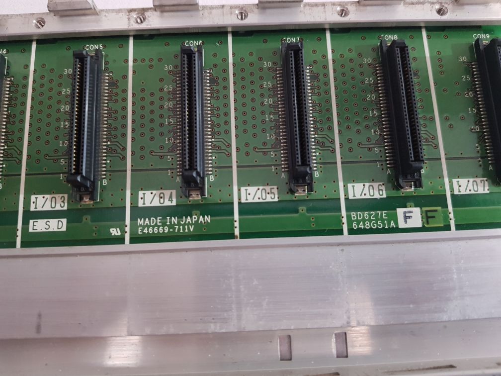 MITSUBISHI MELSEC-Q Q68B BASE UNIT