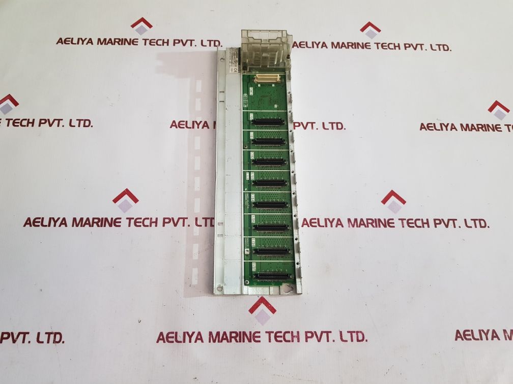 MITSUBISHI MELSEC-Q Q68B BASE UNIT