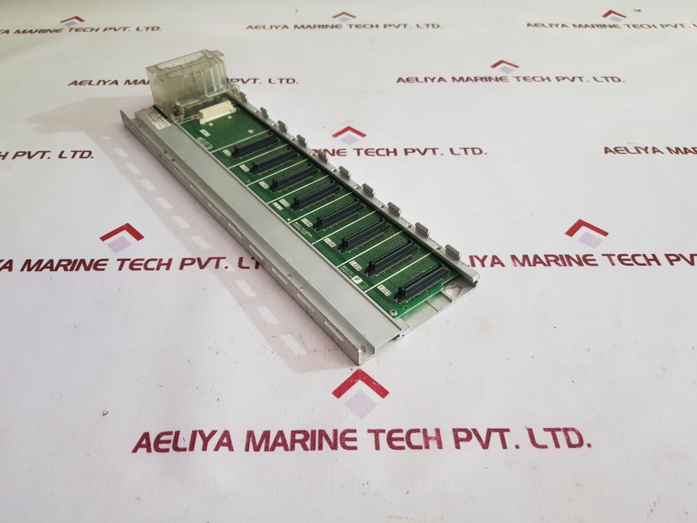 MITSUBISHI MELSEC-Q Q68B BASE UNIT