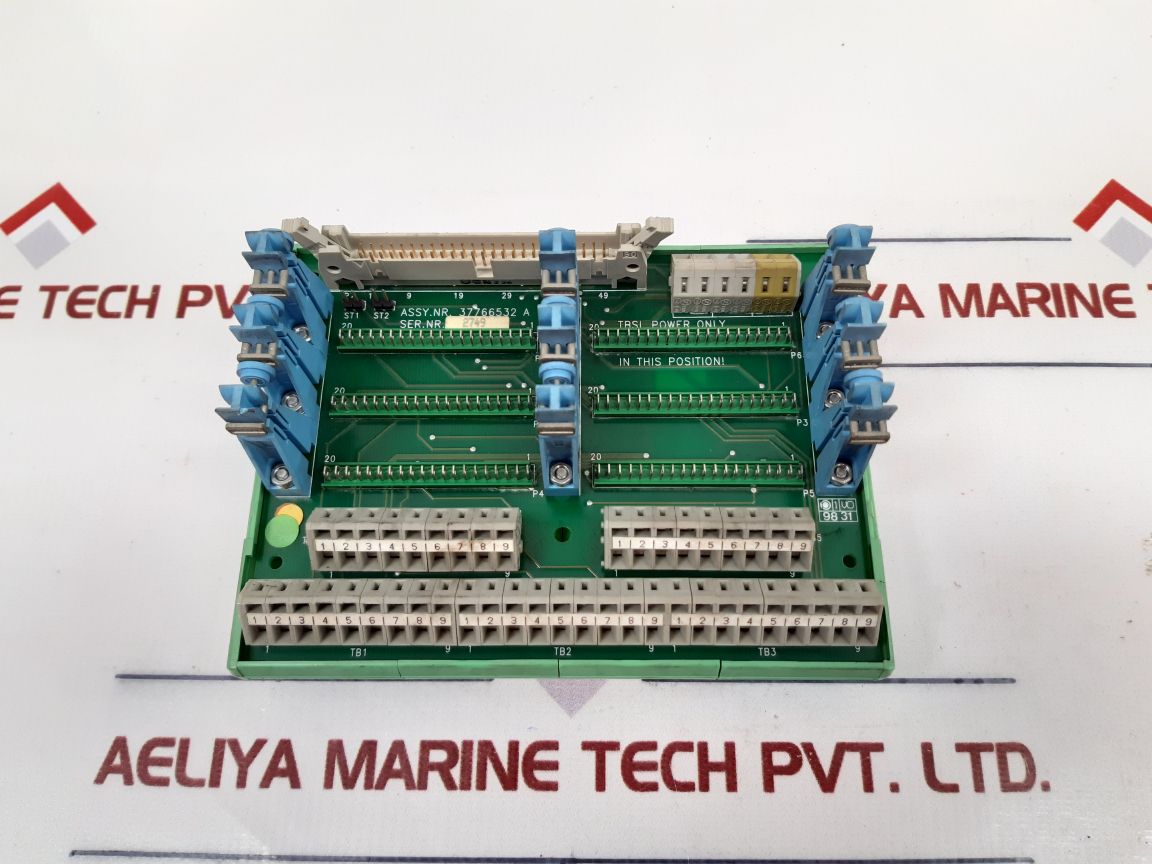 PHOENIX CONTACT 37766532 A PCB CARD