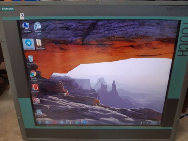 SIEMENS SIMATIC FLAT PANEL 19" TOUCH PANEL 6AV7861-3TA00-1AA0