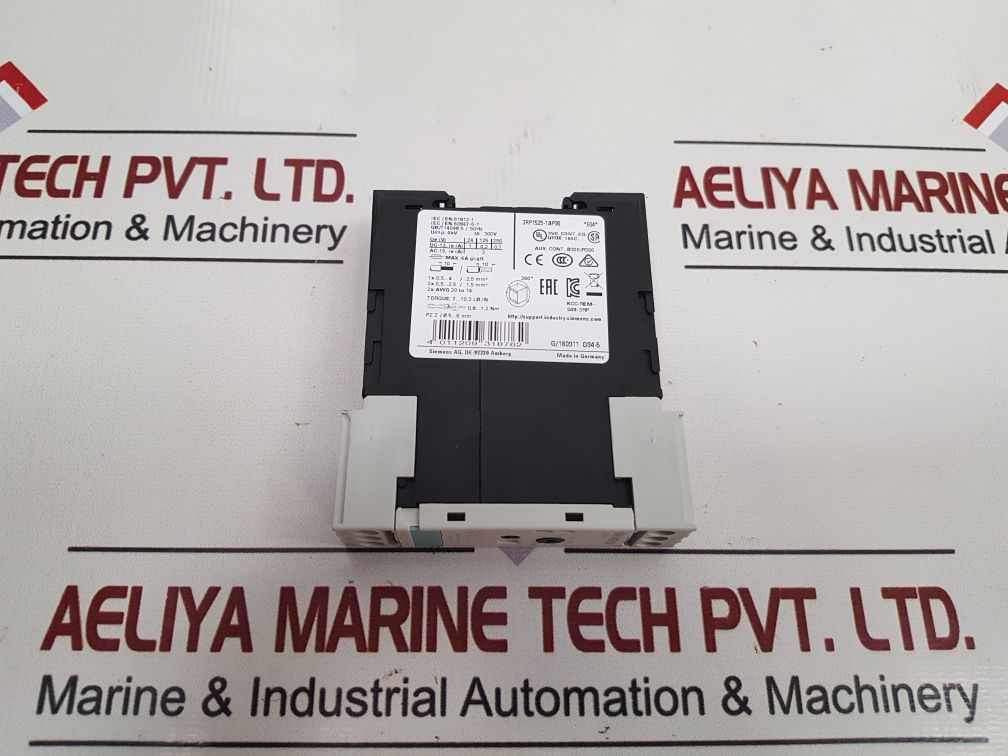 SIEMENS SIRIUS 3RP1525-1AP30 TIME RELAY