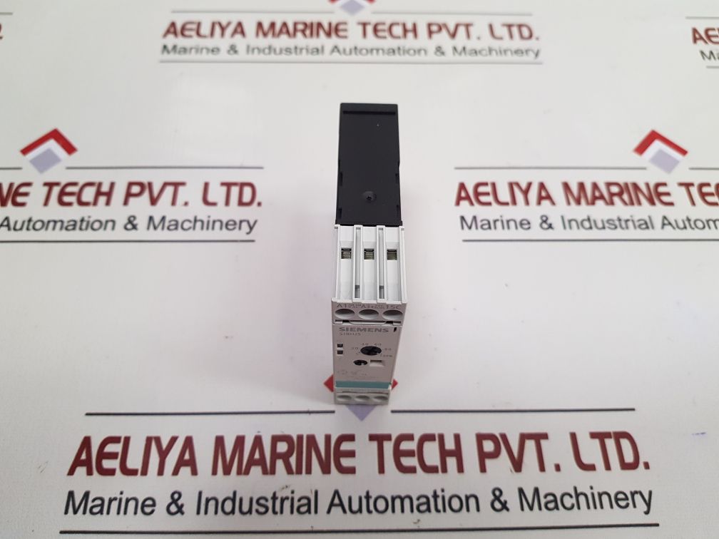 SIEMENS SIRIUS 3RP1525-1AP30 TIME RELAY