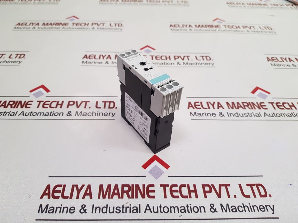 SIEMENS SIRIUS 3RP1525-1AP30 TIME RELAY