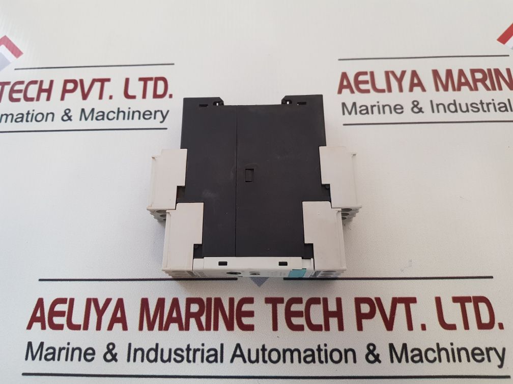 SIEMENS SIRIUS 3RP1525-1BP30 ON DELAY RELAY