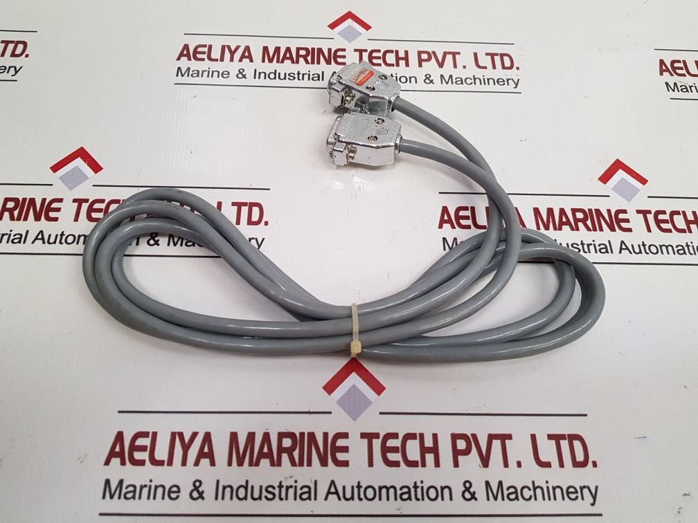 SIEMENS 6ES5 712 - 8BC50 INTERFACE CABLE