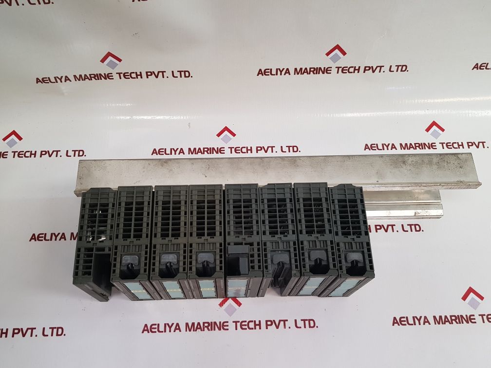 SIEMENS SM322 6ES7 195-1GA00-0XA0