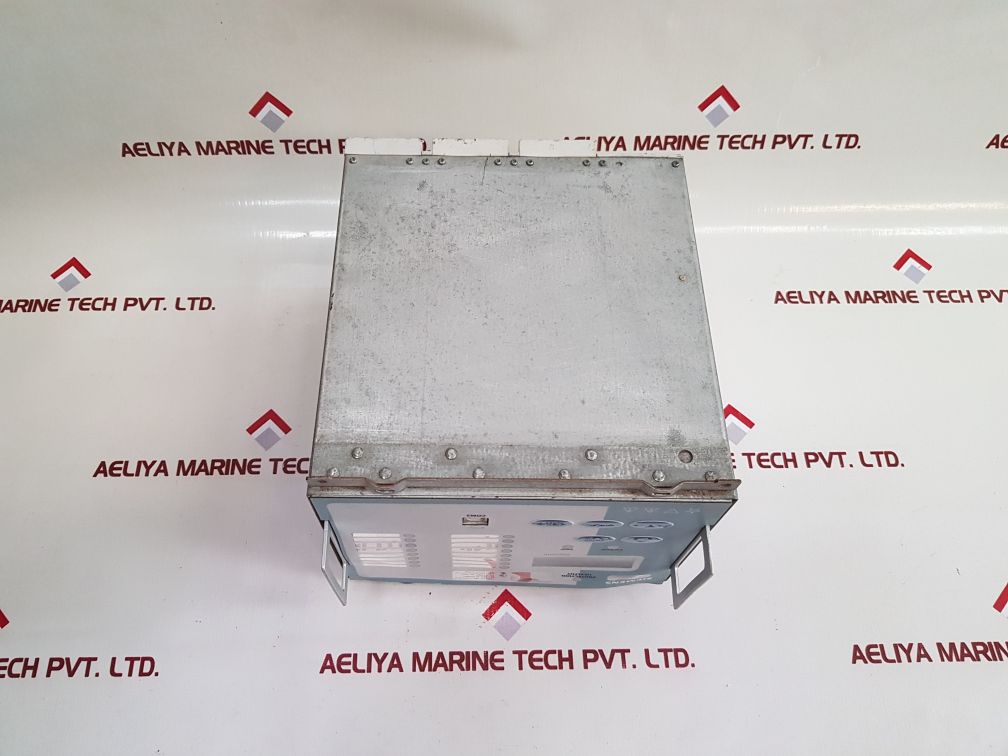 SIEMENS 7SR2422-2BA11-0AA0/CC TRANSFORMER DIFFERENTIAL RELAY