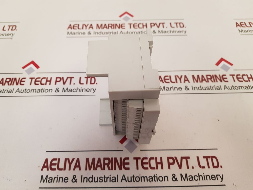 ST-MIX16880-DB 10-30 VDC COMBINATION I/O MODULE