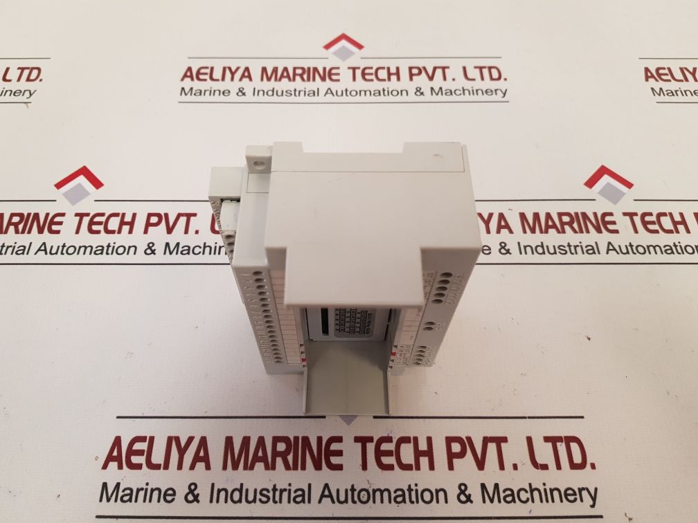 ST-MIX16880-DB 10-30 VDC COMBINATION I/O MODULE