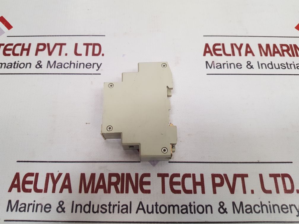 TELEMECANIQUE RE1-LA003 TIME DELAY RELAY