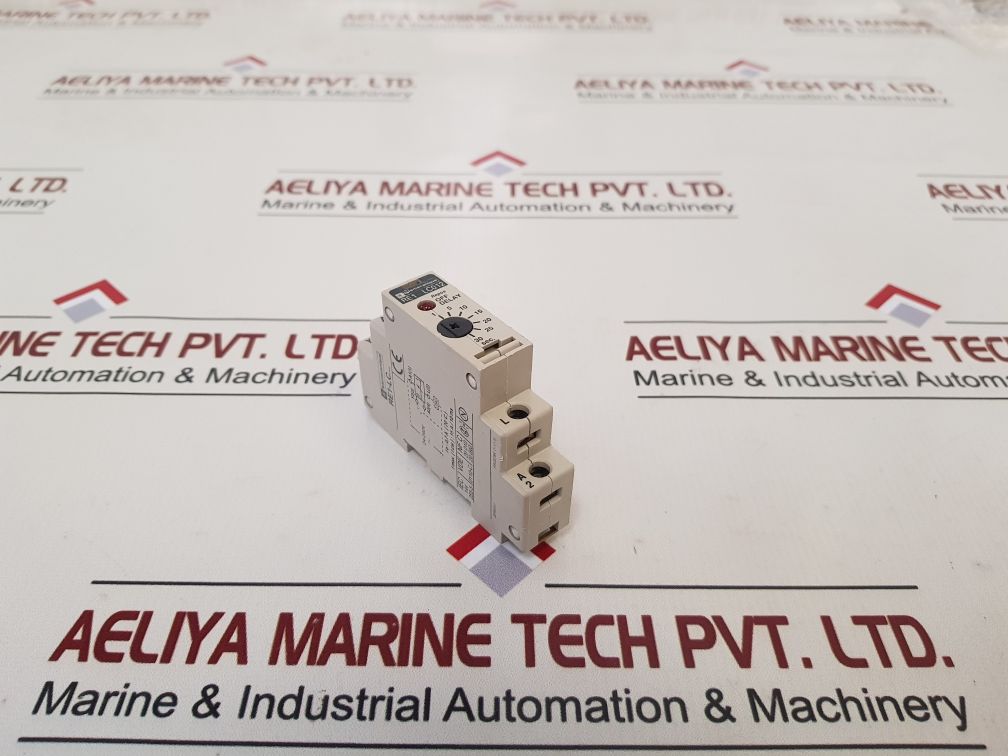 TELEMECANIQUE RE1 LC012 TIME DELAY RELAY