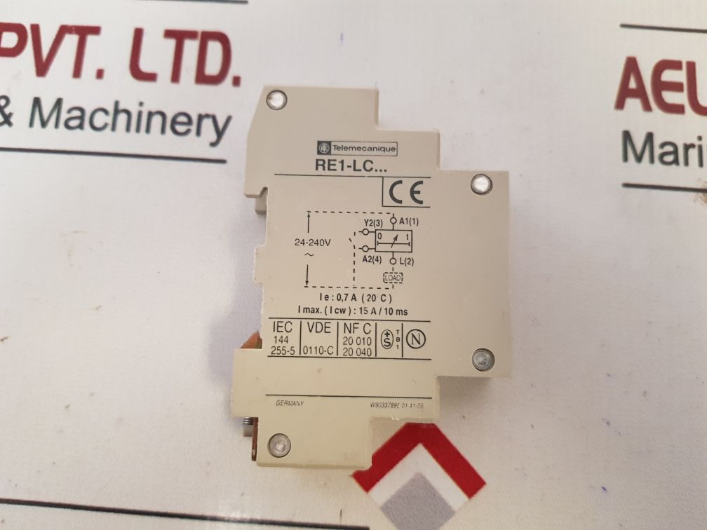 TELEMECANIQUE RE1 LC012 TIME DELAY RELAY