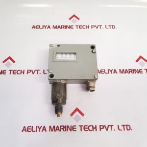 TRAFAG 900.2376.924 PRESSURE SWITCH