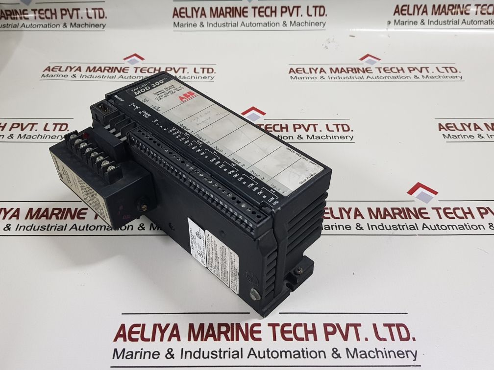 ABB TAYLOR MOD 300 BUS SWITCHING MODULE IC660BSM021