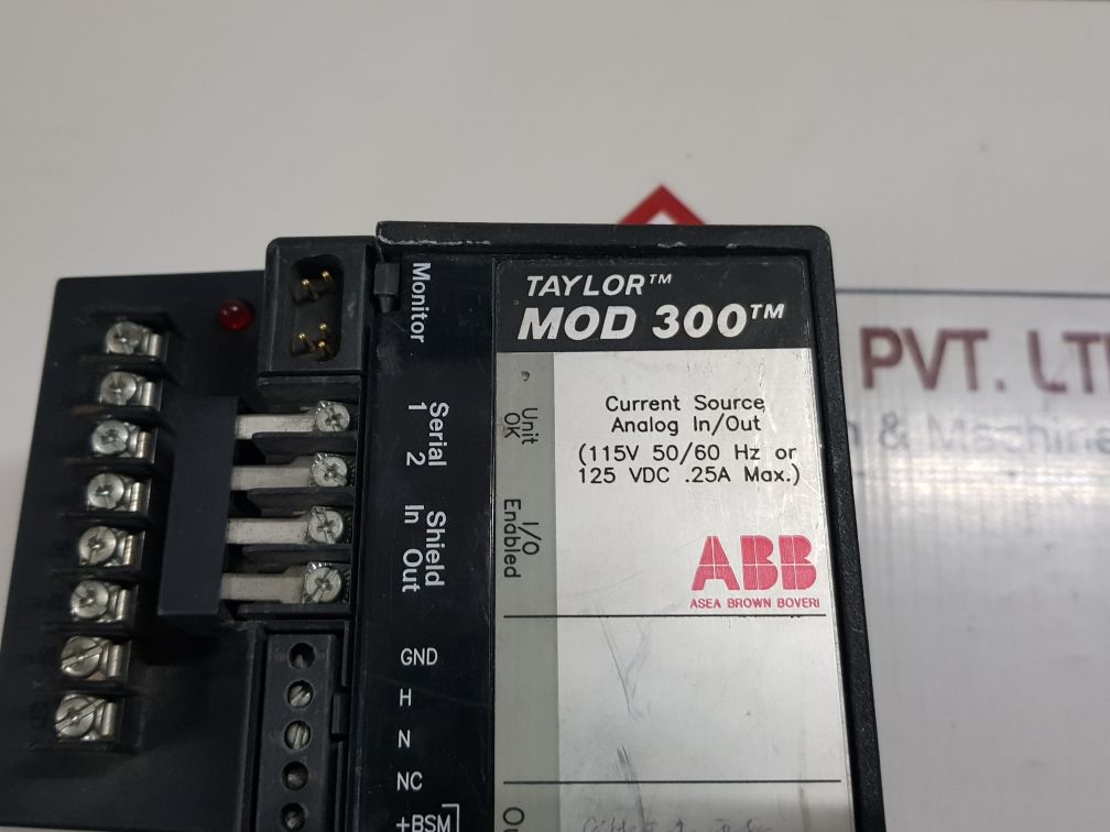 ABB TAYLOR MOD 300 BUS SWITCHING MODULE IC660BSM021