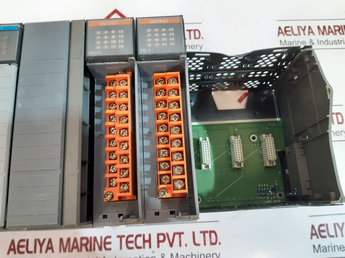 ALLEN-BRADLEY SLC 500 1746-A10 10-SLOT RACK MODULES