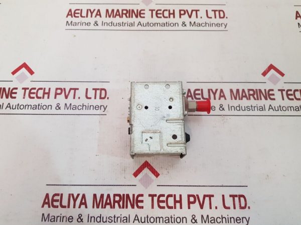 DANFOSS KP5 060-1171 PRESSURE SWITCH 2 TO 6 BAR