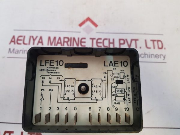 LANDIS & GYR LFE10-110V FLAME DETECTOR RELAY