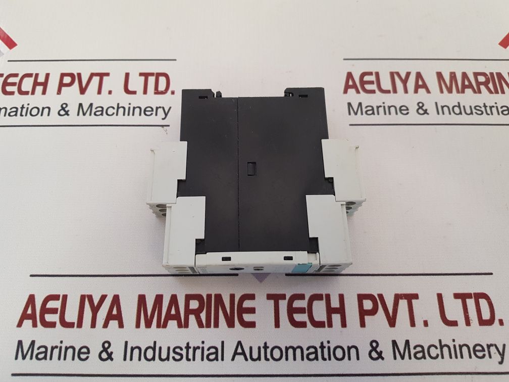 SIEMENS SIRIUS 3RP1525-1BP30 TIME RELAY