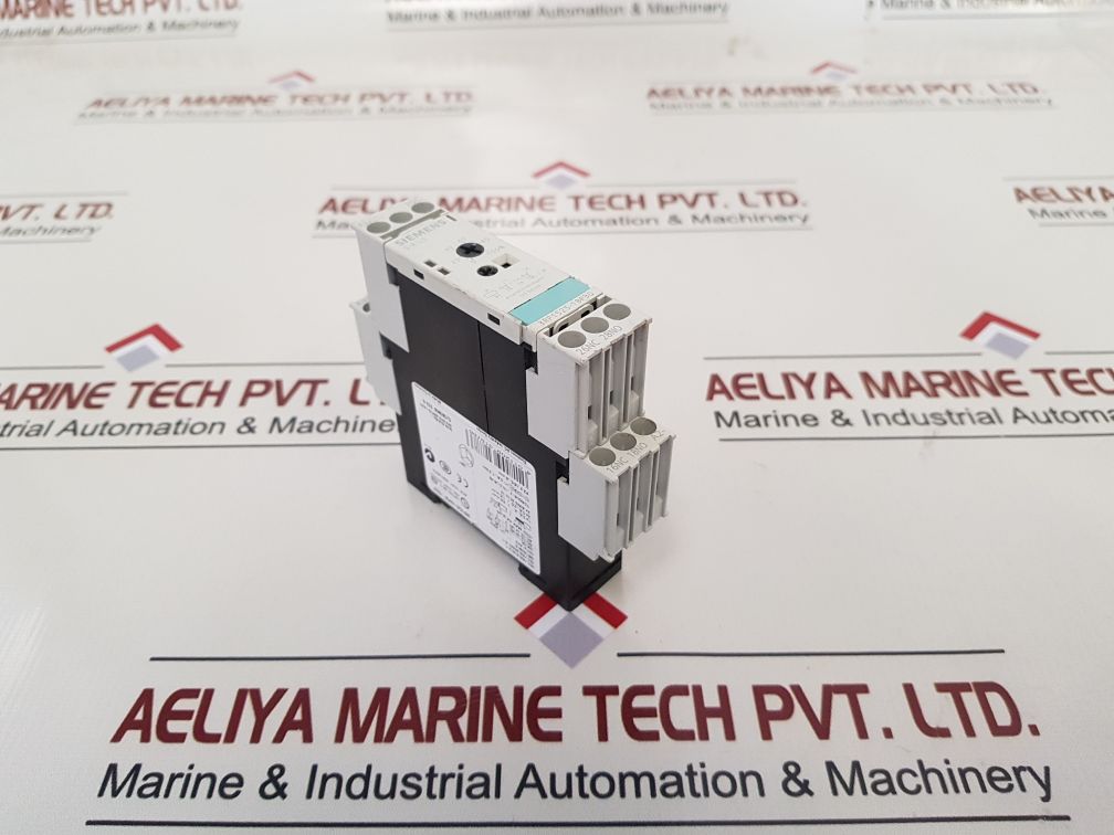 SIEMENS SIRIUS 3RP1525-1BP30 TIME RELAY