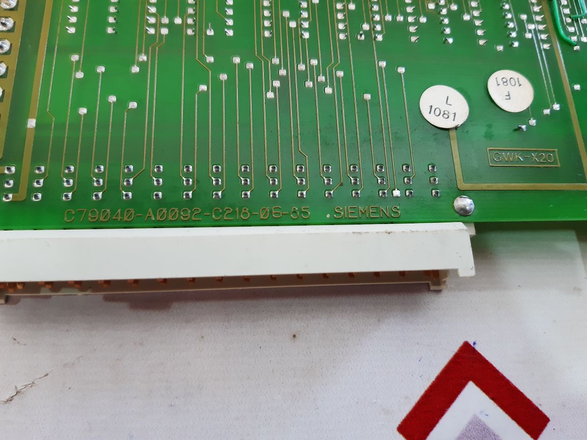 SIEMENS SIMATIC 6ES5300-3AB11I/O MODULE