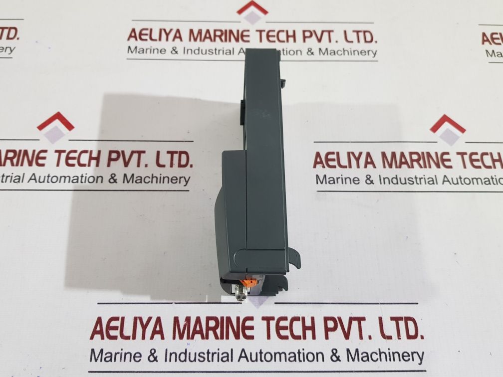 SIEMENS 6SE6400-1PB00-0AA0 MICROMASTER 4 PROFIBUS MODULE