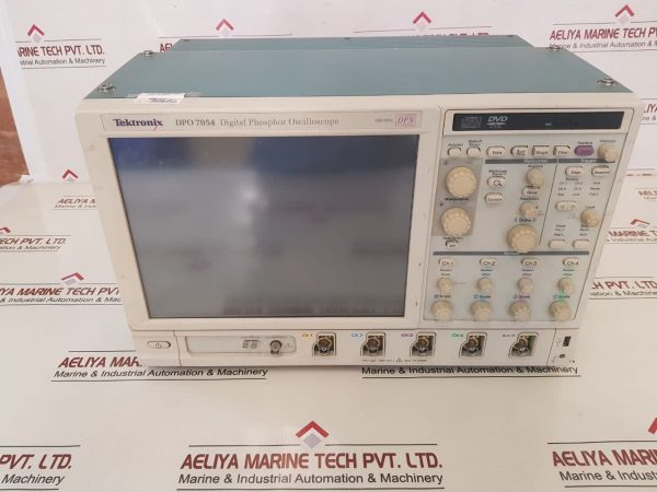 TEKTRONIX DPO7054 DIGITAL PHOSPHOR OSCILLOSCOPE