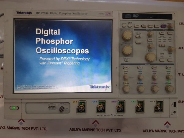 TEKTRONIX DPO7054 DIGITAL PHOSPHOR OSCILLOSCOPE