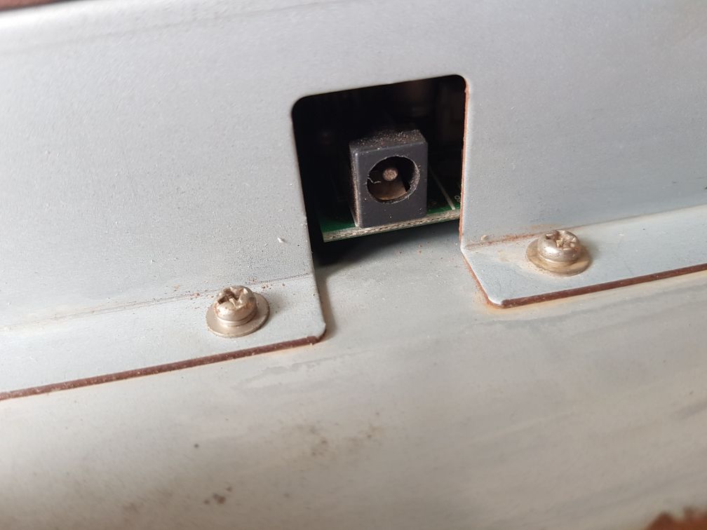 TOEI TLC-SX17RFOTT LCD MONITOR